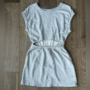 OFFLINE BY AERIE WEEKEND
FLEECE CUT OUT DRESS- Mini with pockets